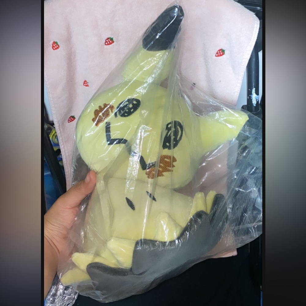 Pokémon Mimikyu Plush